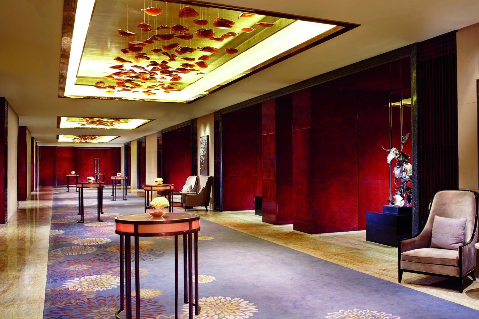 Отель The Ritz-Carlton, Чэнду Экстерьер фото
