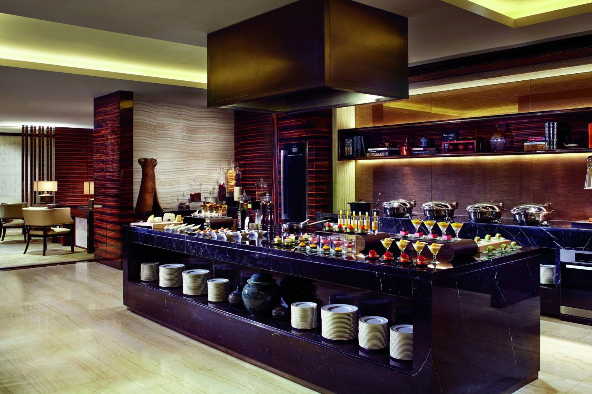Отель The Ritz-Carlton, Чэнду Экстерьер фото