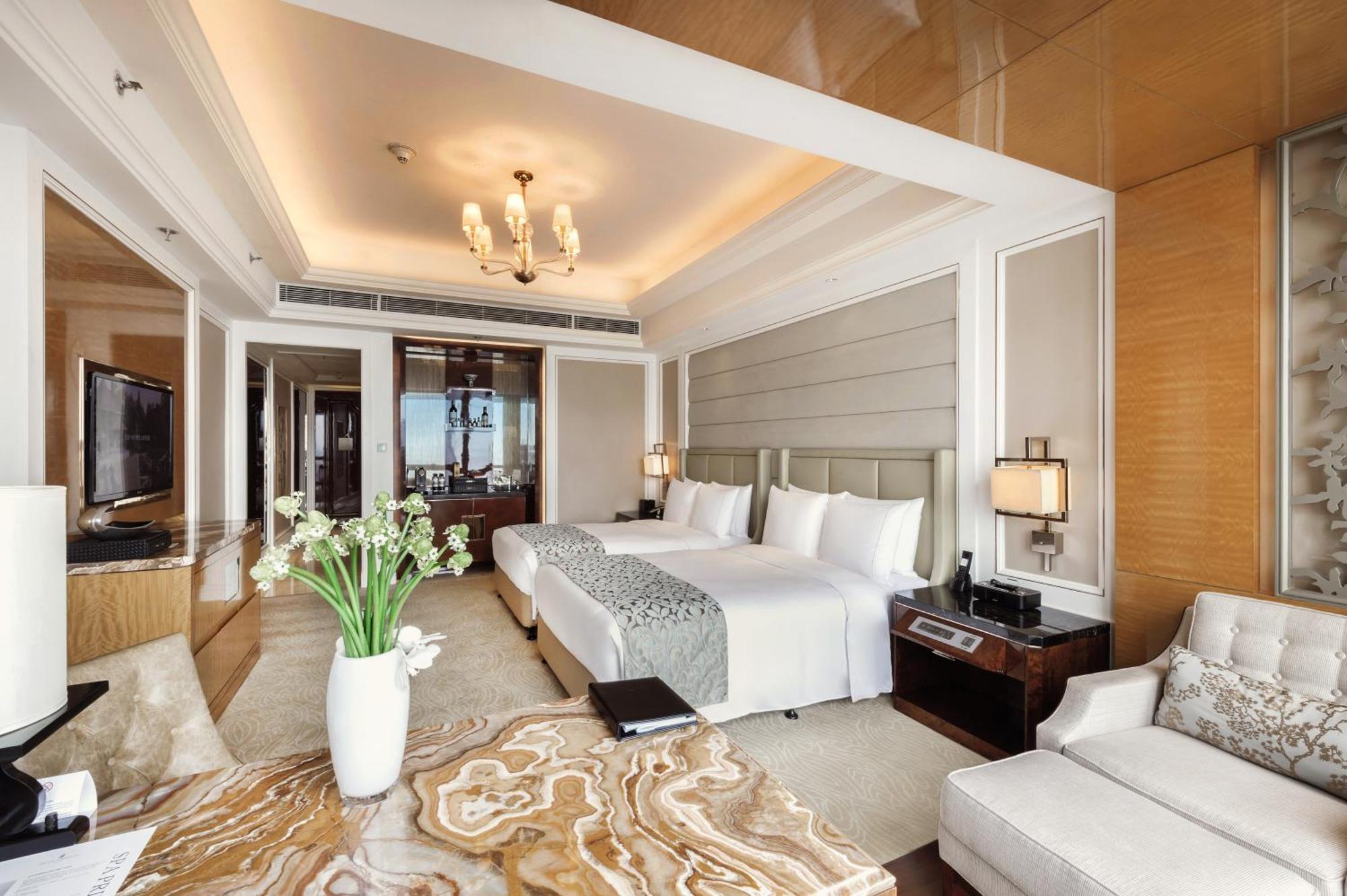 Отель The Ritz-Carlton, Чэнду Экстерьер фото