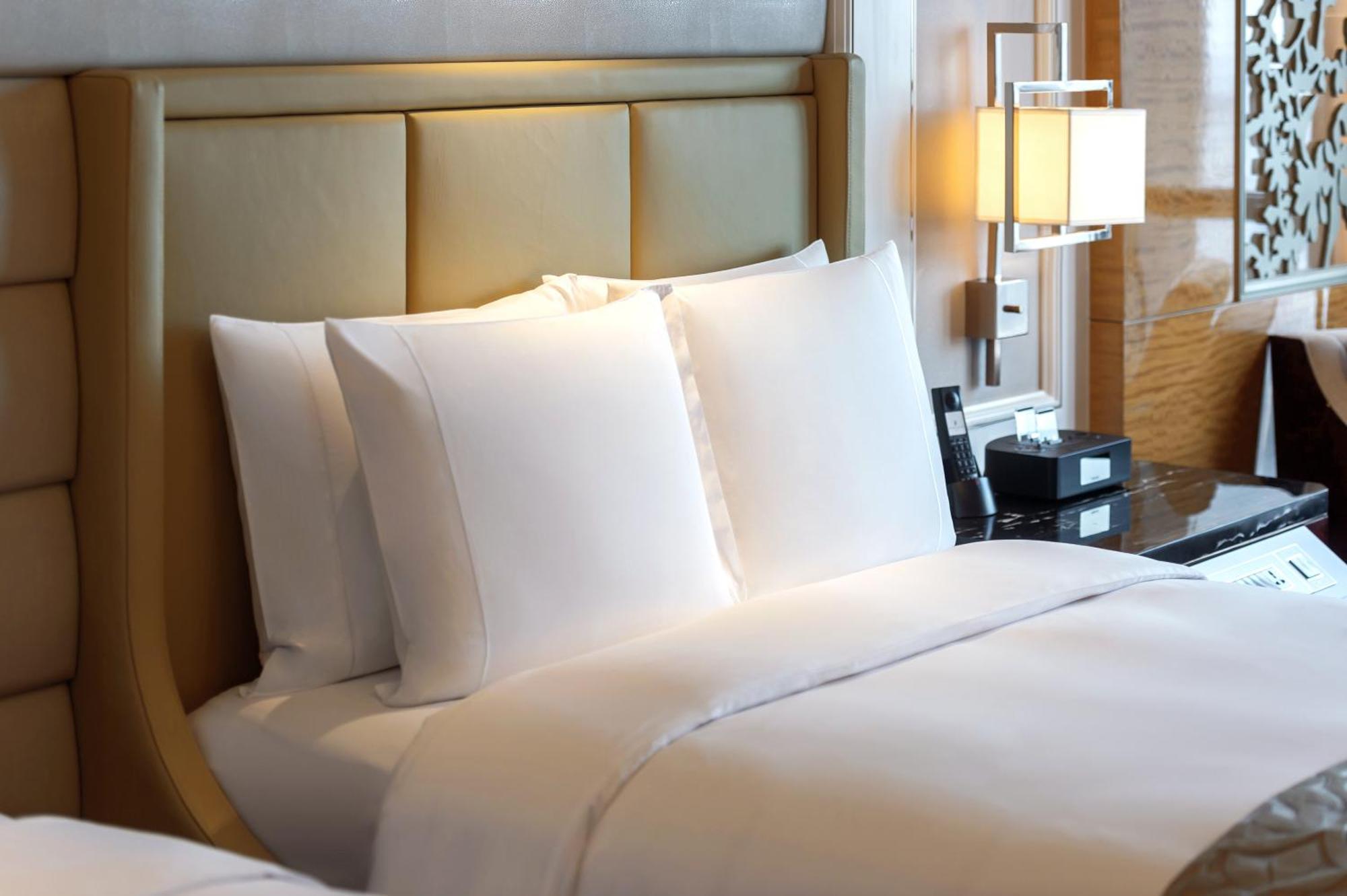 Отель The Ritz-Carlton, Чэнду Экстерьер фото